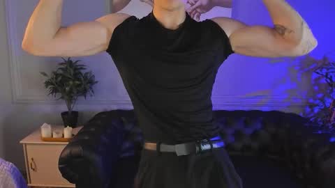 Snapshot of tommy_jamm chatting on November 27, 9:11 am Tommy online show from November 27, 9:11 am