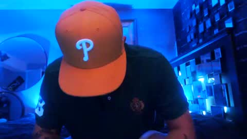 Snapshot of tommy_knuckles chatting on July 18, 7:17 pm Tommy online show from July 18, 7:17 pm