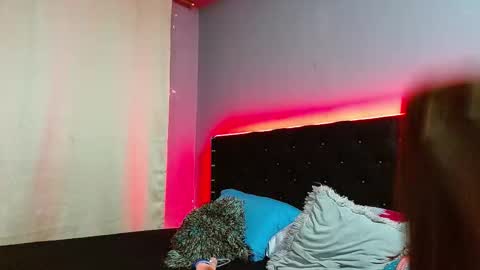 tommy and merida online show from September 17, 1:07 am