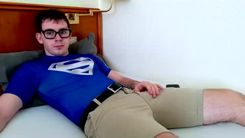 Snapshot of tommy_rafs chatting on July 1, 12:18 pm Thomas online show from July 1, 12:18 pm