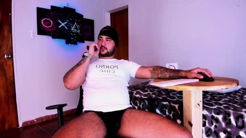 tommy_sccott online show from December 4, 3:04 am