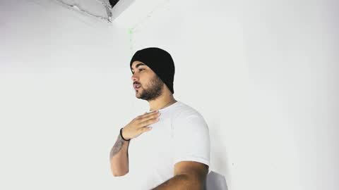 tommy_sccott online show from October 10, 11:15 pm