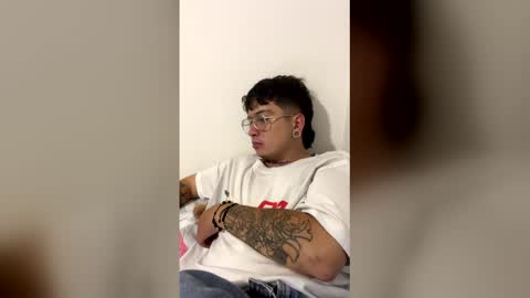 Snapshot of tommy_sins619 chatting on March 1, 8:05 am Dirty Tommy online show from March 1, 8:05 am