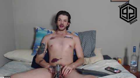 Snapshot of tommy_sins92 chatting on December 6, 10:08 pm Tommy Sins online show from December 6, 10:08 pm