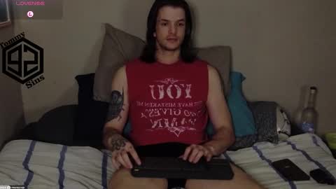 Snapshot of tommy_sins92 chatting on October 31, 9:38 pm Tommy Sins online show from October 31, 9:38 pm