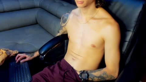 Tommy Slater online show from January 7, 7:49 pm