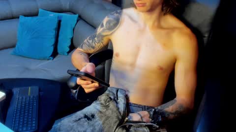 Tommy Slater online show from January 28, 12:05 am