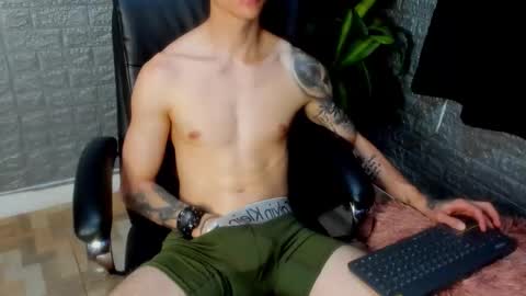 Tommy Slater online show from February 10, 7:29 pm