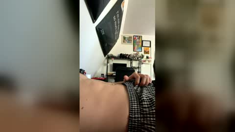 tommyc322 online show from June 7, 2:54 pm