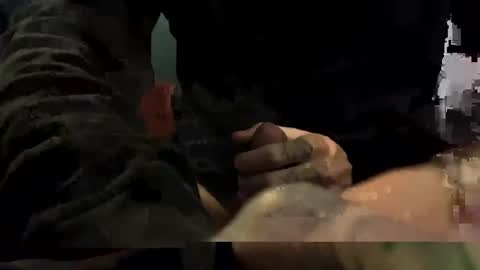 Snapshot of tommycumsloads chatting on December 17, 2:12 am tommycumsloads online show from December 17, 2:12 am