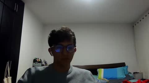 Snapshot of tommygr27 chatting on January 16, 11:37 pm Tommy online show from January 16, 11:37 pm