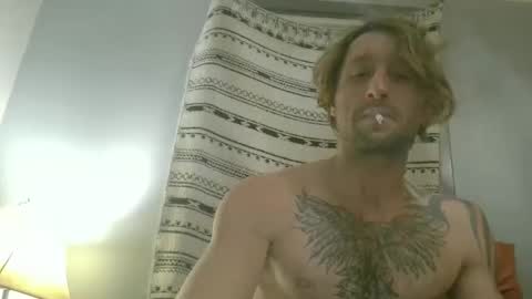 Snapshot of tommygun2727 chatting on December 13, 2:10 am tommygun2727 online show from December 13, 2:10 am