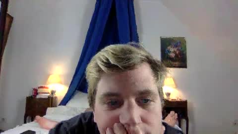 Snapshot of tommynjules chatting on February 22, 9:48 pm Tommy Jules online show from February 22, 9:48 pm