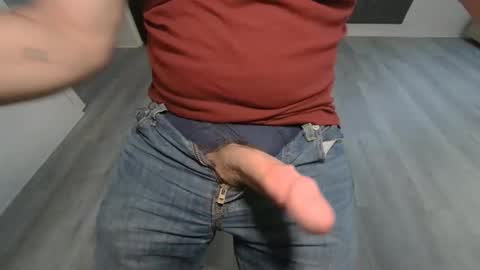 Snapshot of tommytitman chatting on May 8, 12:38 am tommytitman online show from May 8, 12:38 am