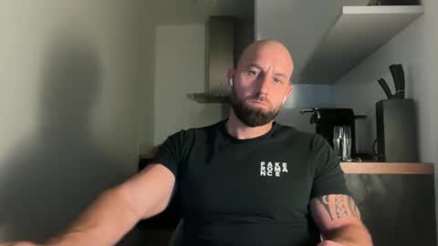 Thomas Fit online show from September 24, 8:45 pm