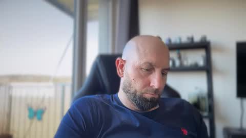 Thomas Fit online show from March 27, 12:05 pm