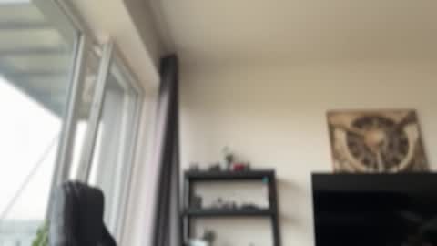 Thomas Fit online show from April 15, 10:33 am