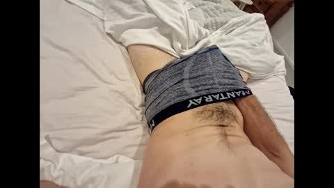 Snapshot of tomnomm chatting on October 20, 2:17 pm tomnomm online show from October 20, 2:17 pm