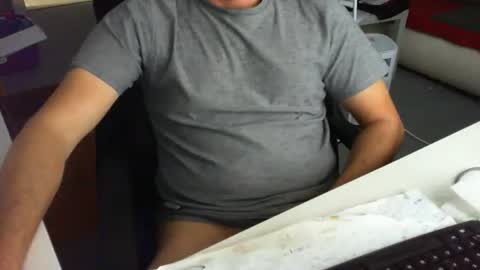 Tom online show from November 6, 2:07 pm