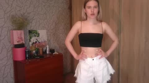 toni_pittmann online show from June 9, 3:34 pm