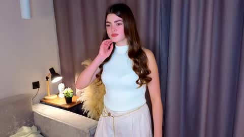 Snapshot of tonibishop chatting on October 1, 12:33 pm tonibishop online show from October 1, 12:33 pm