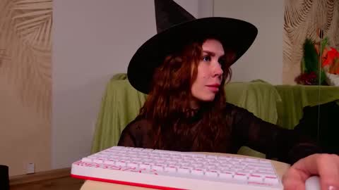 Anita online show from October 30, 10:27 am