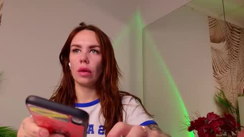 Anita online show from November 5, 10:48 am