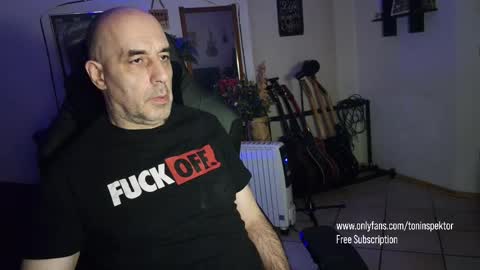 Snapshot of toninspektor chatting on March 10, 9:07 pm toninspektor online show from March 10, 9:07 pm