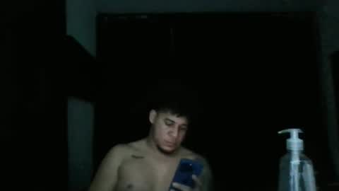 Snapshot of tony19c chatting on September 29, 3:44 am toni online show from September 29, 3:44 am