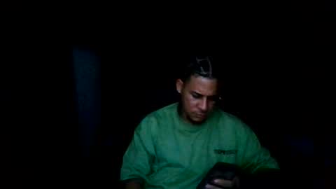 Snapshot of tony19c chatting on June 22, 5:15 am toni online show from June 22, 5:15 am
