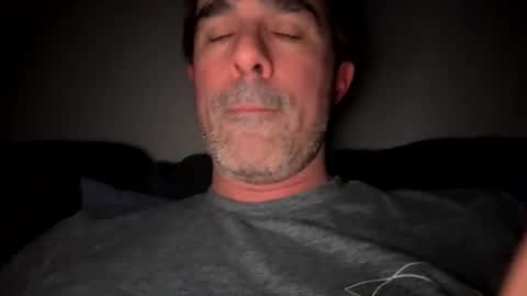 Snapshot of tony336699 chatting on March 19, 5:33 am tony336699 online show from March 19, 5:33 am