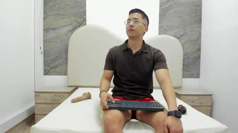 TONY online show from April 8, 12:16 pm