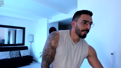 tony muscle1 online show from January 6, 9:22 pm