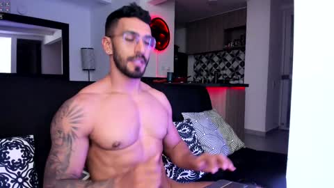 tony muscle1 online show from January 8, 1:11 am