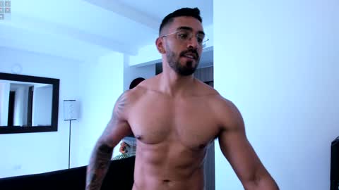 tony muscle1 online show from January 12, 8:25 pm