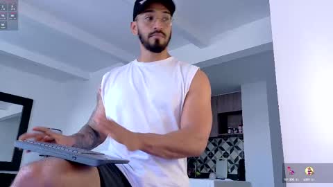 tony muscle1 online show from September 22, 9:17 pm