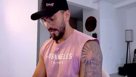 tony muscle1 online show from January 6, 8:45 pm