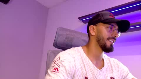 tony muscle1 online show from April 15, 10:22 am