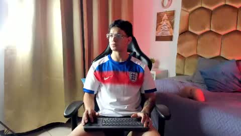Snapshot of tony_petrov chatting on July 5, 5:14 am tony_petrov online show from July 5, 5:14 am