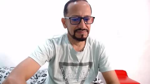 Snapshot of tony_stark79 chatting on January 8, 12:18 pm tony stark online show from January 8, 12:18 pm