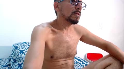 Snapshot of tony_stark79 chatting on January 15, 12:10 pm tony stark online show from January 15, 12:10 pm