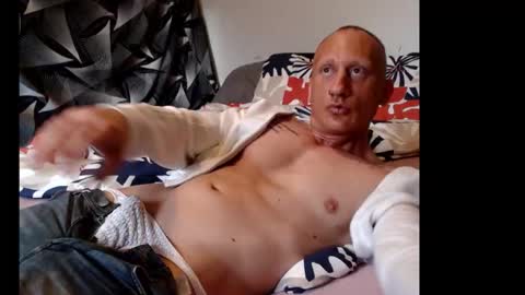 Osiris187 online show from November 29, 8:17 am