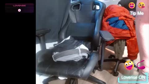 tonytonytony3001 online show from February 4, 5:41 pm