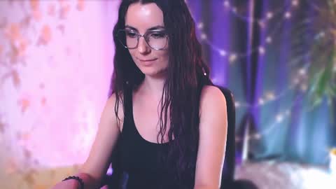 Elizabeth online show from January 13, 11:06 pm