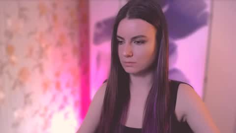 Elizabeth online show from March 2, 5:14 pm