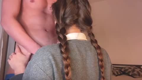 tooclose_toofar online show from December 2, 4:09 pm