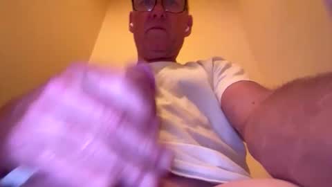 toohip420 online show from June 6, 5:39 pm
