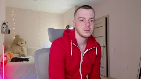 toohornyserj online show from December 19, 11:14 pm