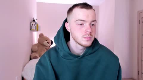 toohornyserj online show from January 14, 9:09 pm