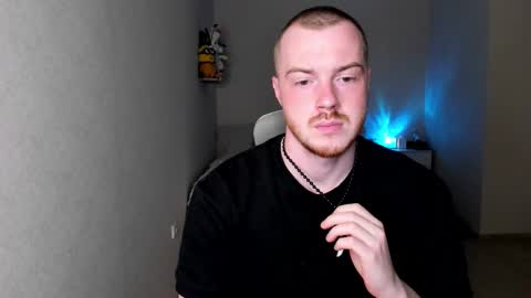 toohornyserj online show from October 10, 8:08 pm